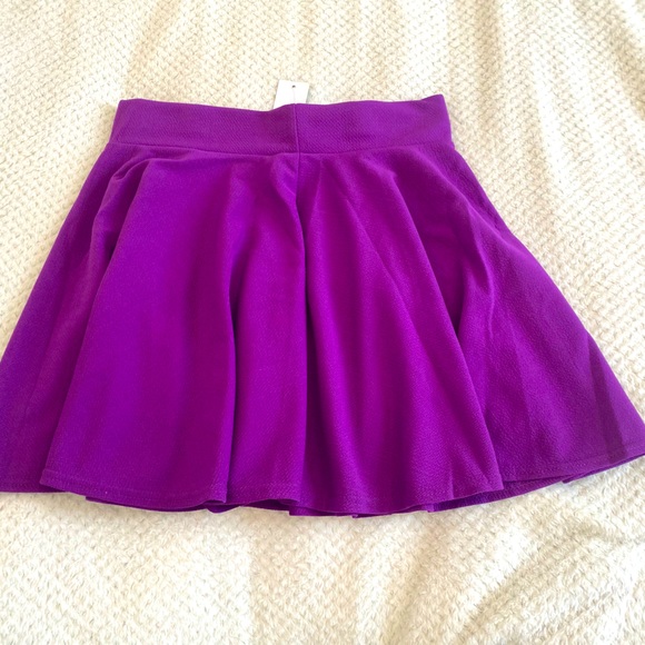 💜URBAN COCO💜purple Round Skirt in size large. New with tags. - Picture 3 of 7